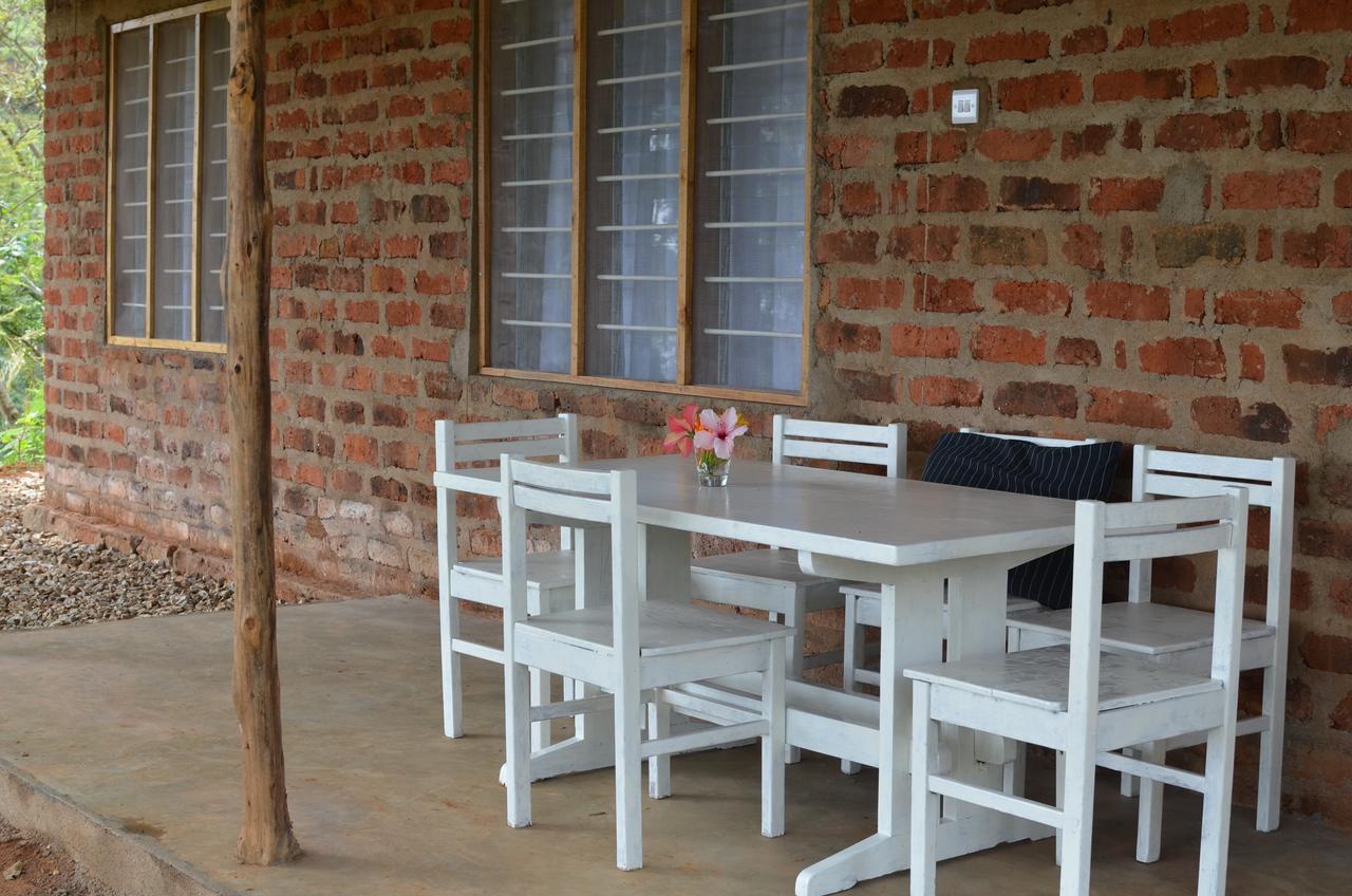 Milemeleni Guesthouse Lushoto Ngoại thất bức ảnh